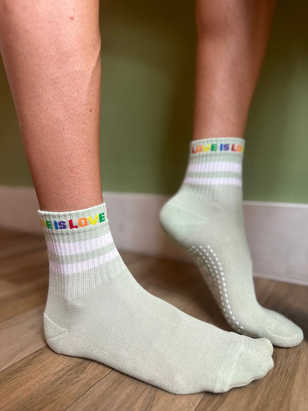 Pride x SESSION Grip Socks (Green)